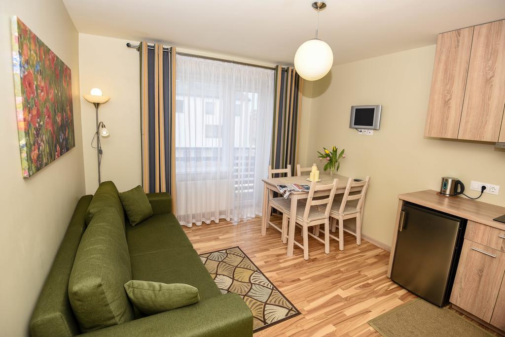 Palangos Vila Apartments Паланга Екстериор снимка